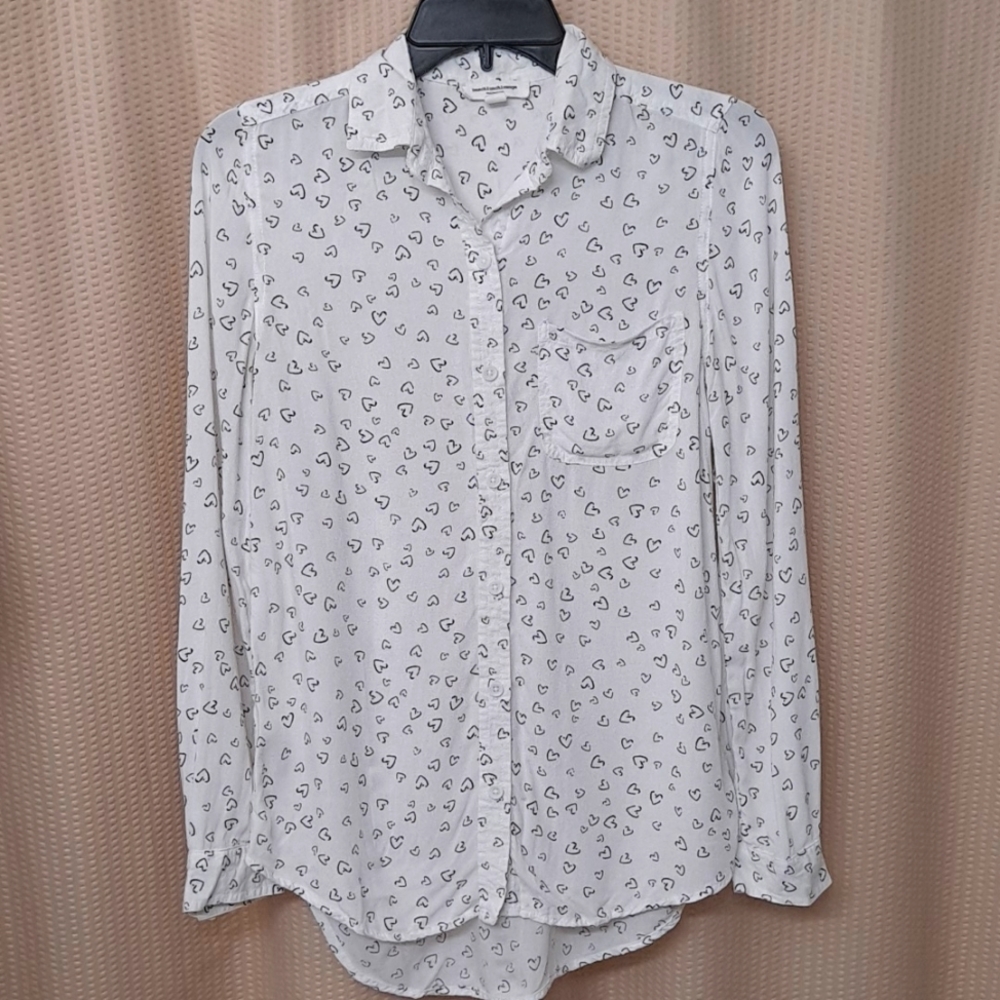 Beachlunchlounge Heart Love Print Longsleeve Button Up Blouse